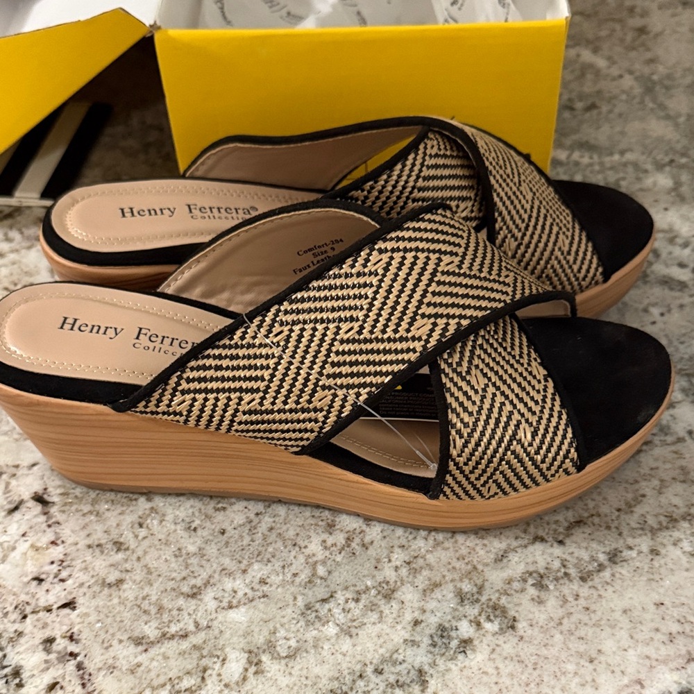 Henry Ferrera Black and Tan Wedge Sandals new with tags size 9